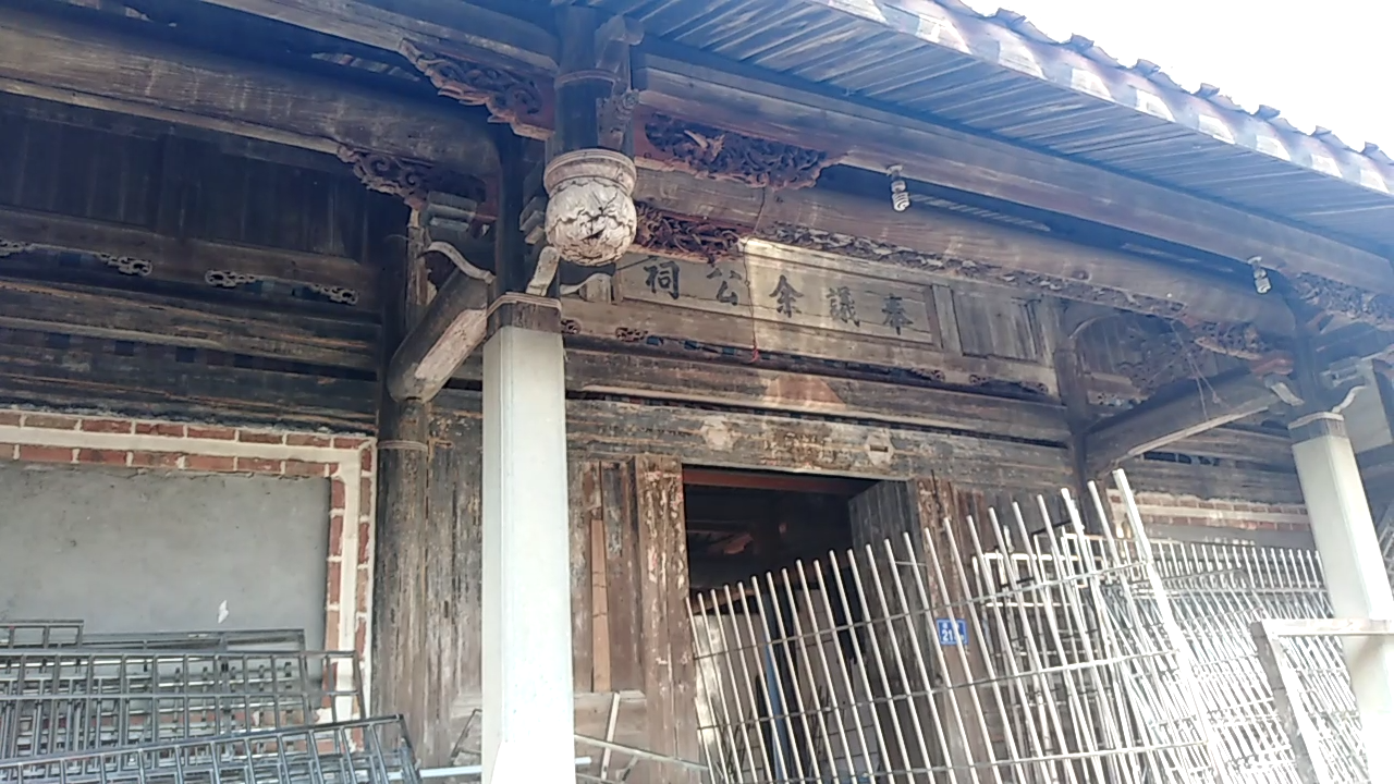 黄石人聚焦这里经济腾飞的黄石镇黄金地段东井街最后一角脏污环境该