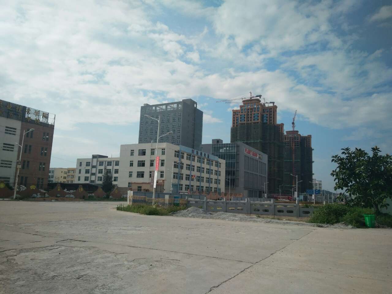 上塘珠宝城再生的凤凰