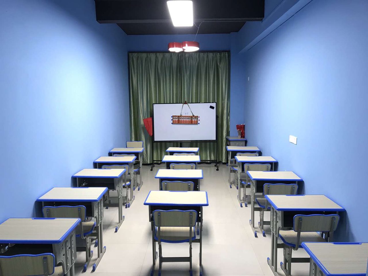 恩典文化教育机构(北磨市场二楼有教室出租.