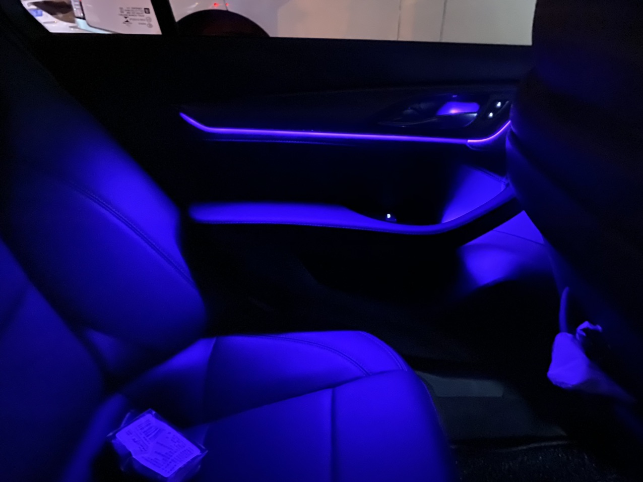 匠汽车服务——凯迪拉克ct5加装专车专用氛围灯 - 汽车维修,保养,改装